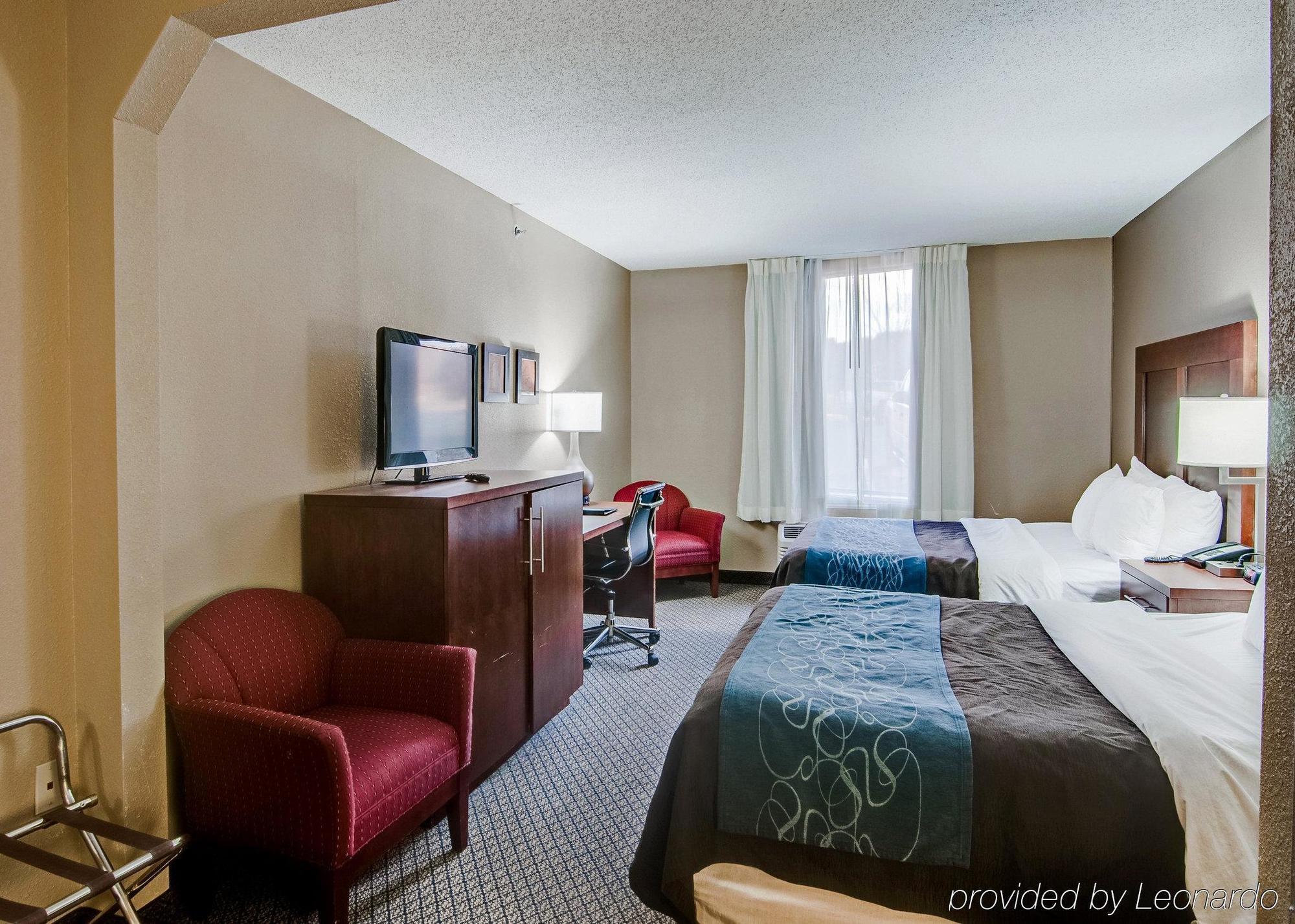 Comfort Inn & Suites Christiansburg I-81 Exterior photo